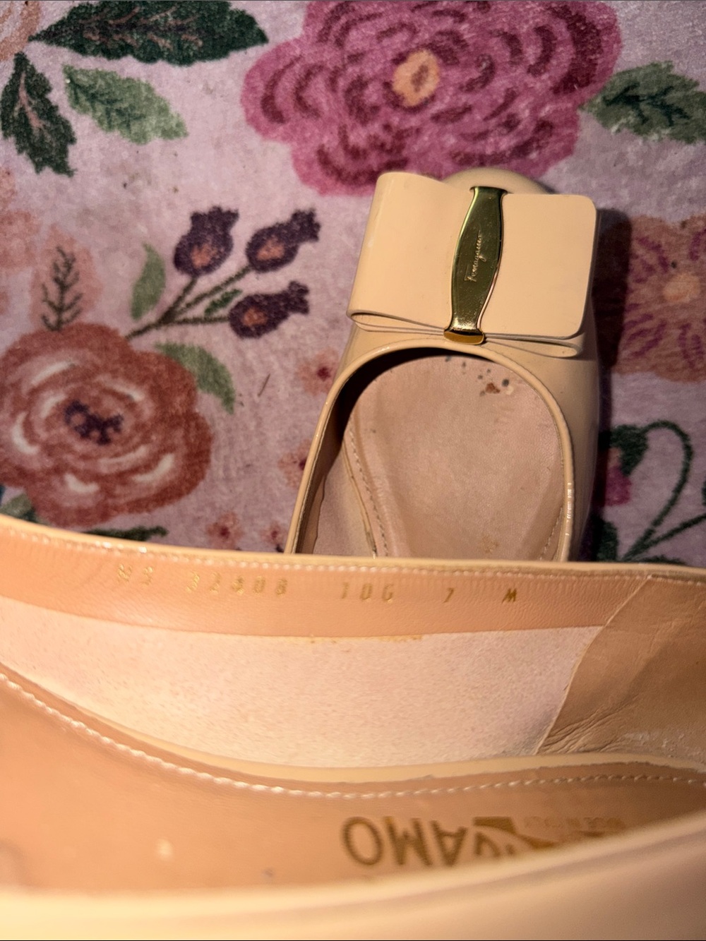 Salvatore Ferragamo Blush Patent Leather Bow Flats with Gold Accent - Picture 8 of 8